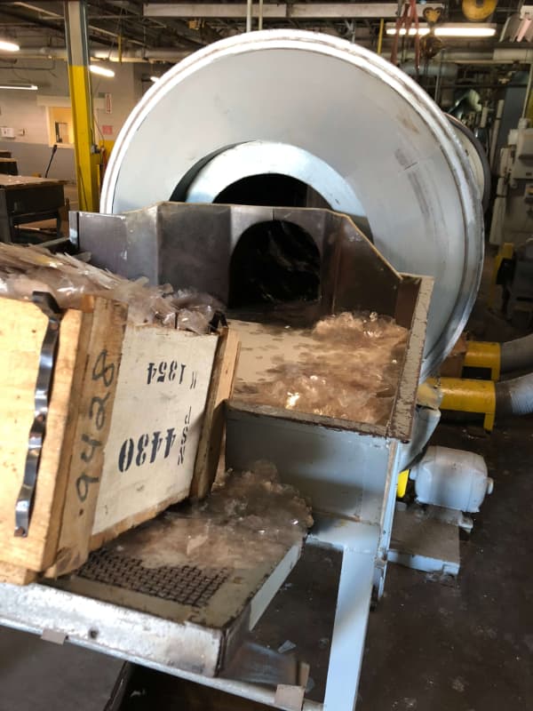 Mica infeed for Mica splittings laying machine